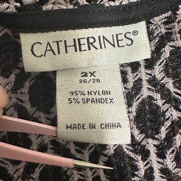 Catherines Womens Open Front Cardigan 3X Black/White Geometric Loose Weave Boho - Picture 4 of 7